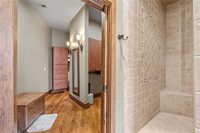 $1,165,685 | 811 Top Ridge Drive, Sunset, SC 29685