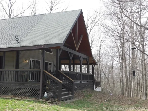 $475,000 | 11087 Trinity Lane, Pekin, IN 47165