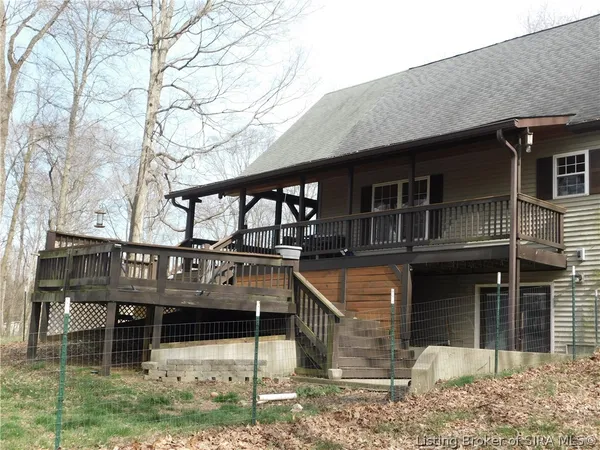 $475,000 | 11087 Trinity Lane, Pekin, IN 47165