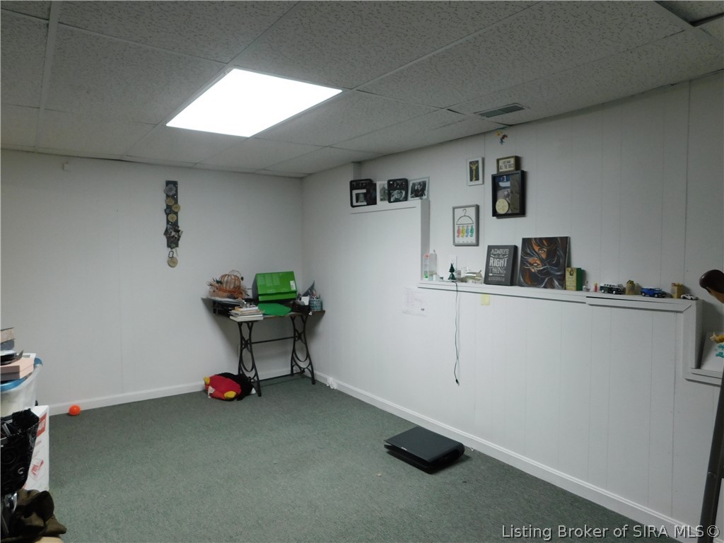 11087 Trinity Lane Pekin, IN 47165 - Photo 31 of 32