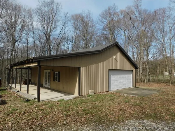 $475,000 | 11087 Trinity Lane, Pekin, IN 47165