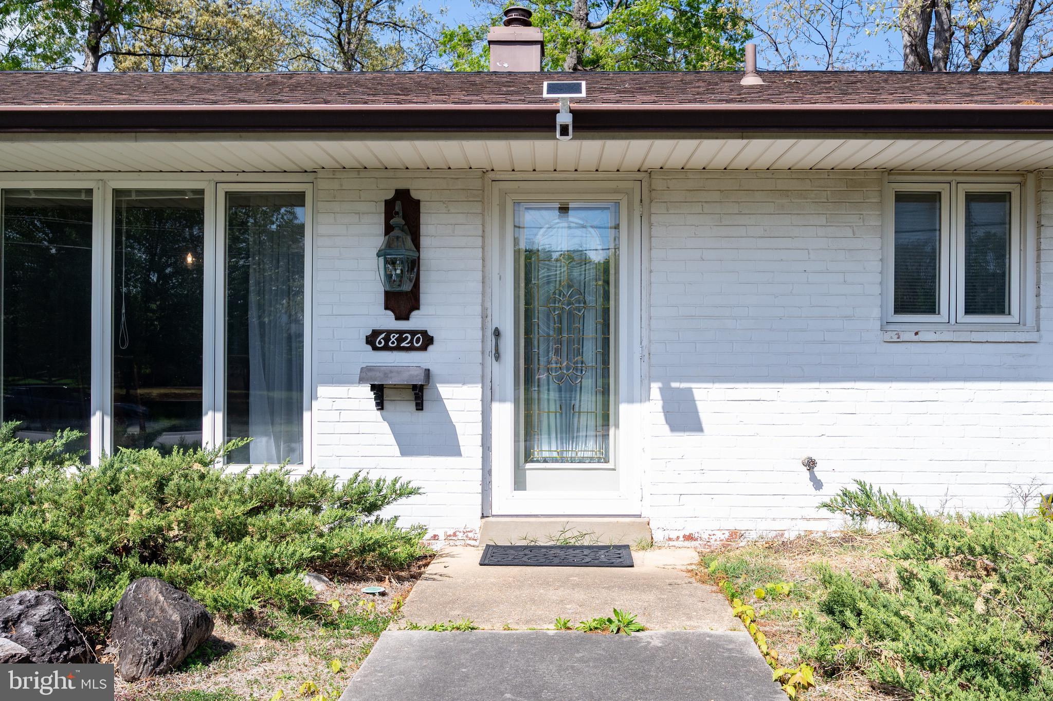 6820 Constance Drive Springfield, VA 22150 - Photo 2 of 46