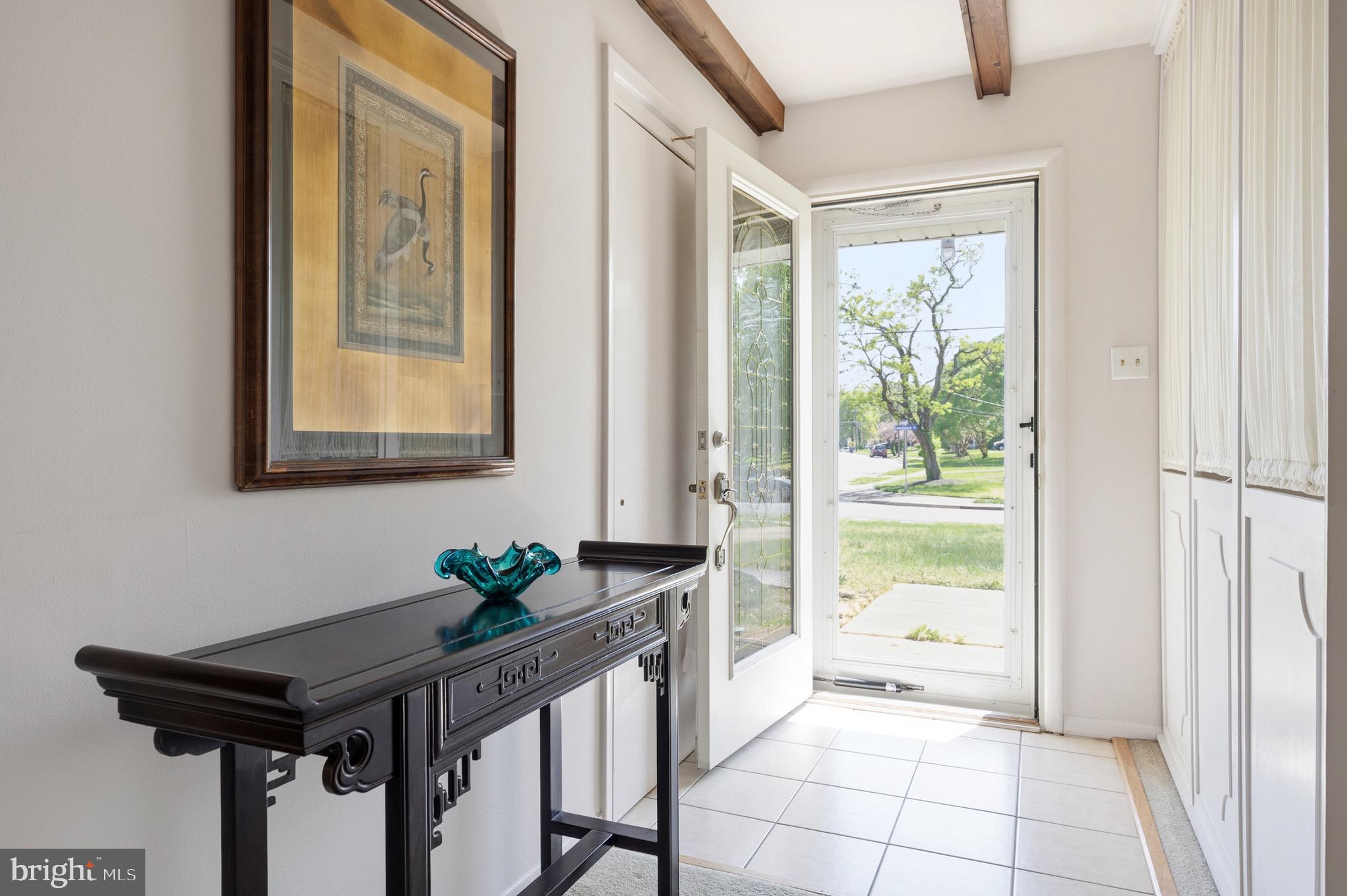 6820 Constance Drive Springfield, VA 22150 - Photo 5 of 46