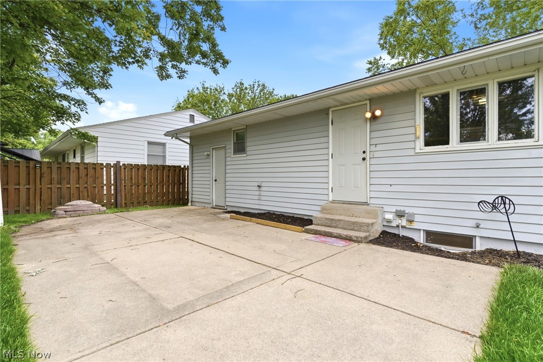 537 Randall Road Elyria, OH 44035 - Photo 39 of 49