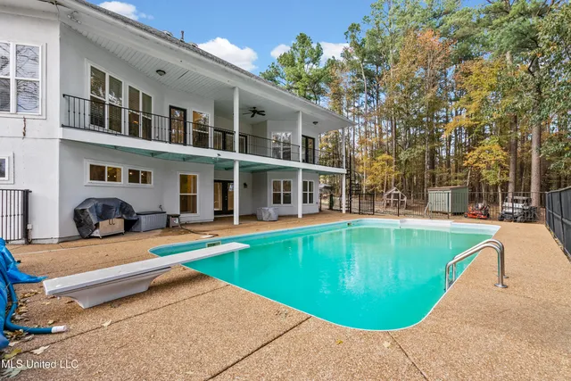 $612,500 | 420 Buck Cove, Hernando, MS 38632