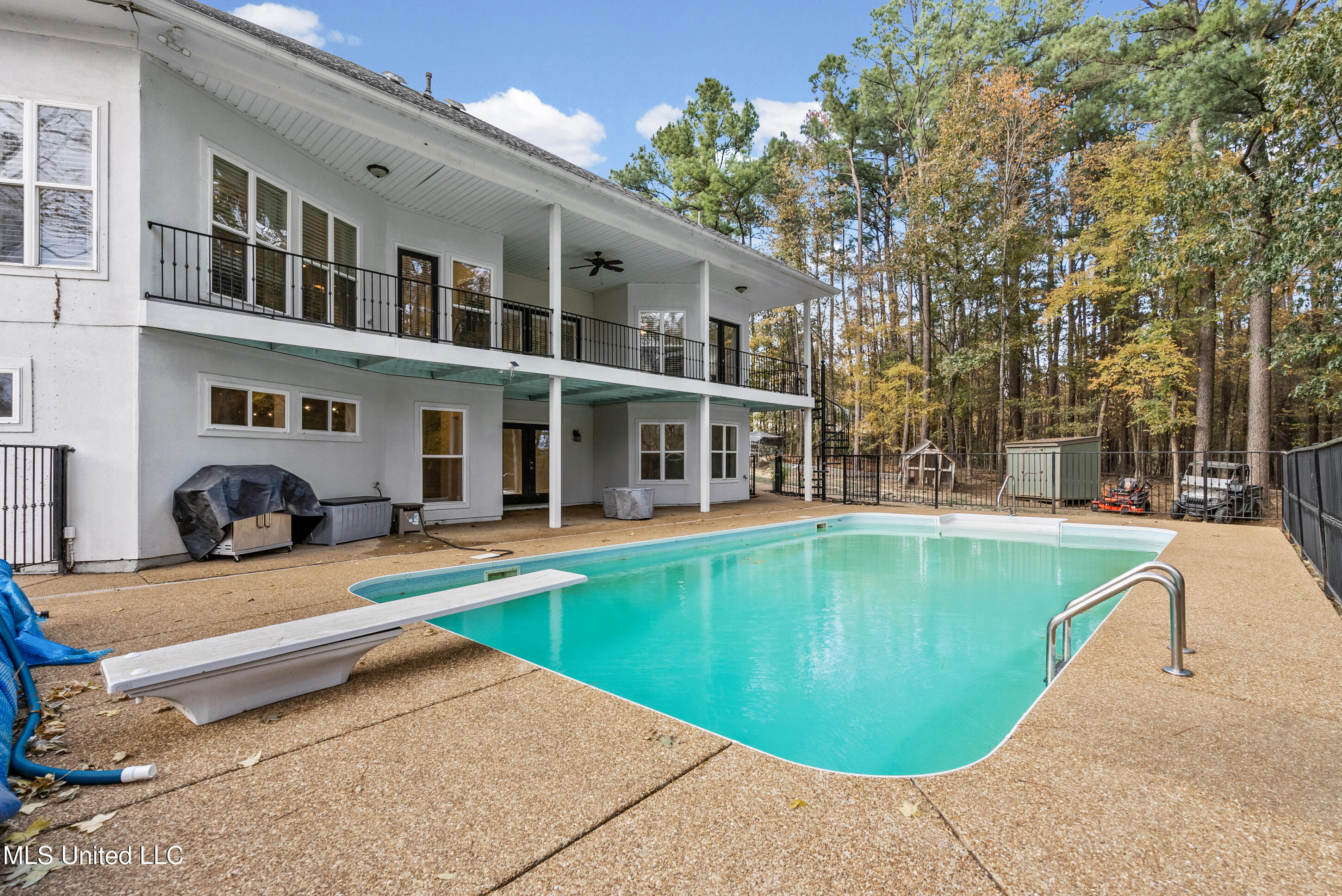 420 Buck Cove Hernando, MS 38632 - Photo 29 of 38 Pool