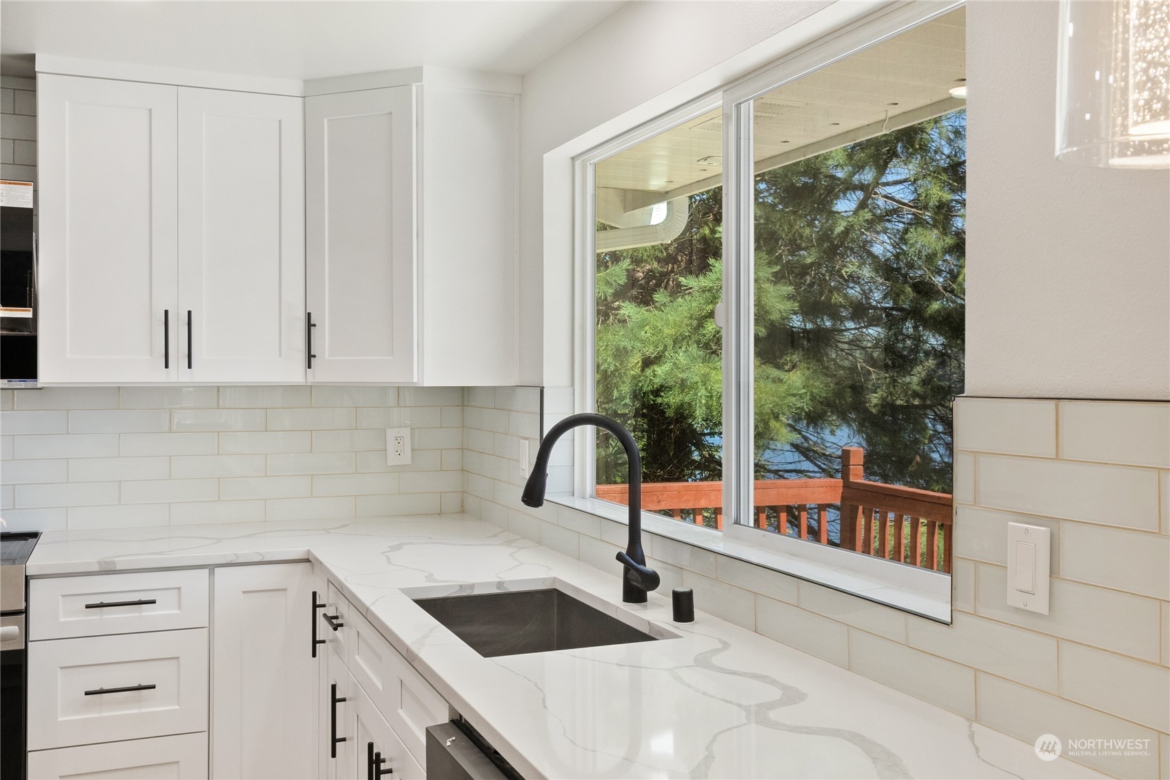 6431 Adams Log Cabin Road Snohomish, WA 98290 - Photo 13 of 40 Gallery Image 13