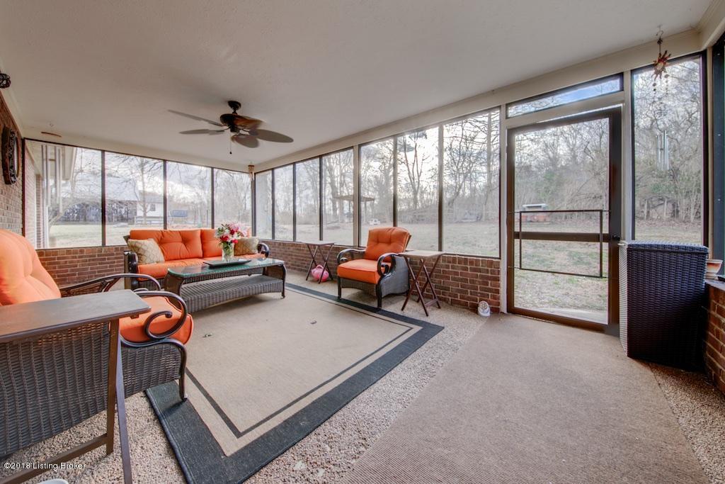 8106 Manslick Road Louisville, KY 40214 - Photo 22 of 31 8106 Manslick Rd 22
