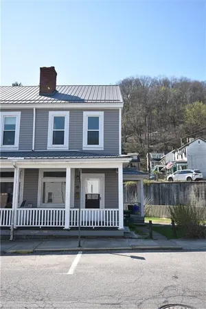 $1,095 | 111 Dewey Street, Pittsburgh, PA 15223