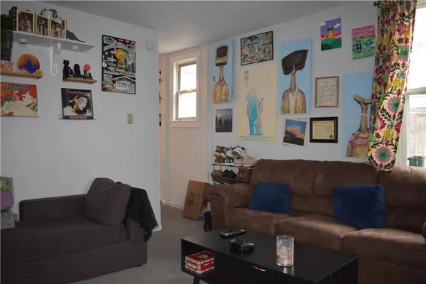 $1,095 | 111 Dewey Street, Pittsburgh, PA 15223