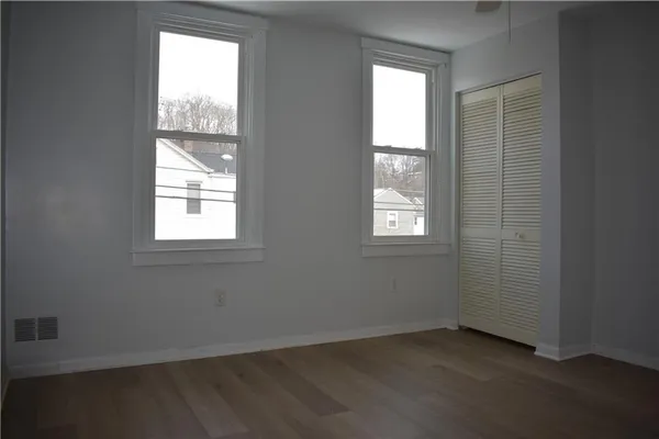 $1,095 | 111 Dewey Street, Pittsburgh, PA 15223