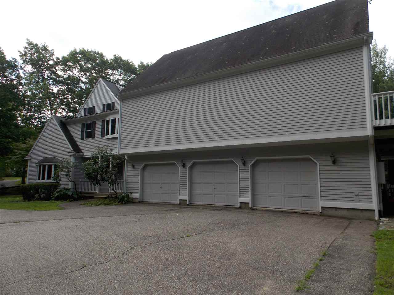 10 Stanley Pond Drive Rochester, NH 03839 - Photo 3 of 39