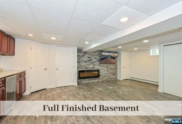 $3,995 | 385 Fern Avenue, Wyckoff, NJ 07481