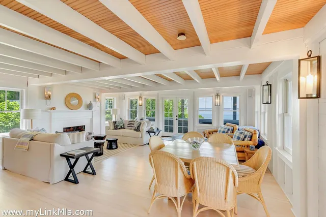 $19,500,000 | 104 Old Herring Creek Road, West Tisbury, MA 02568