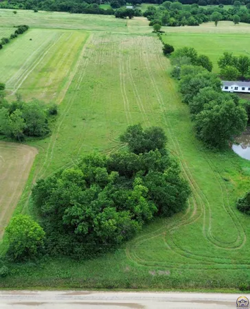 $89,500 | 5500 Southeast Stanley Road, Tecumseh, KS 66542