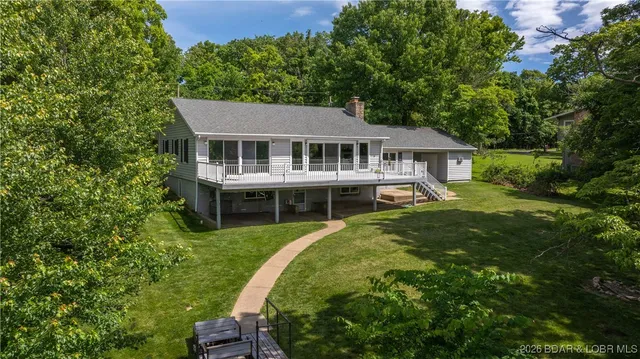 $775,000 | 288 Oak Ridge Drive, Lake Ozark, MO 65049