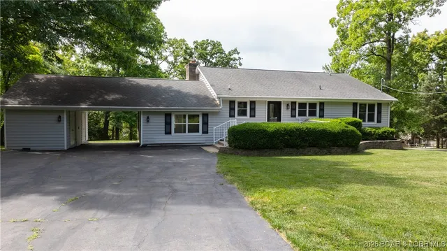 $775,000 | 288 Oak Ridge Drive, Lake Ozark, MO 65049