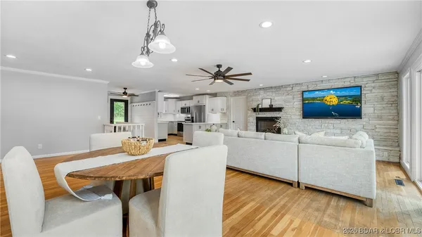 $750,000 | 288 Oak Ridge Drive, Lake Ozark, MO 65049