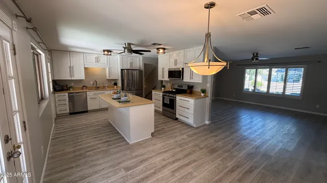 $3,695 | 8625 East Valley View Road, Scottsdale, AZ 85250