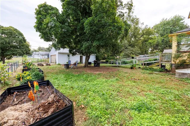 $109,000 | 132 North 7th Street, Fredonia, KS 66736