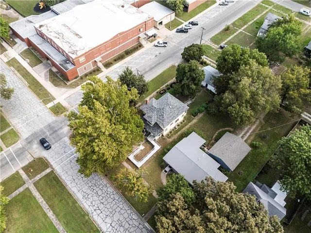 $109,000 | 132 North 7th Street, Fredonia, KS 66736