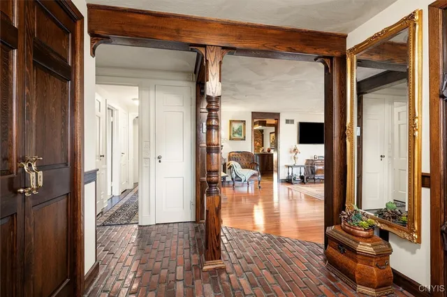 $395,000 | 107 Sedgewick Park, New Hartford, NY 13413