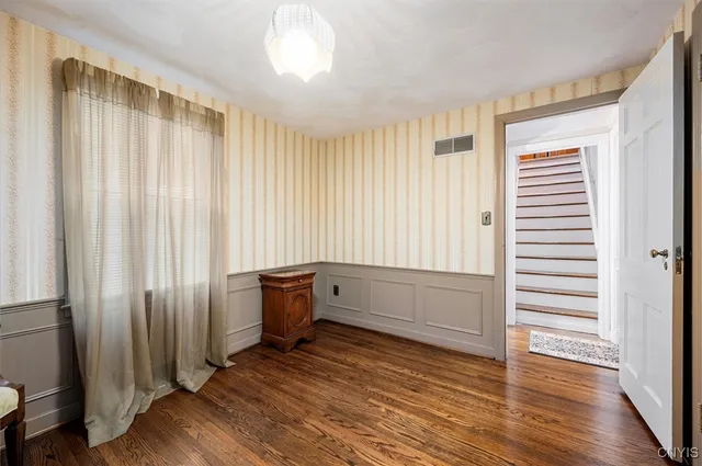 $395,000 | 107 Sedgewick Park, New Hartford, NY 13413