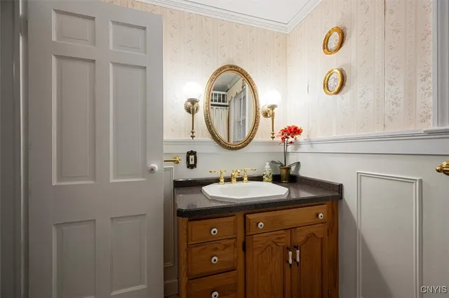 $395,000 | 107 Sedgewick Park, New Hartford, NY 13413