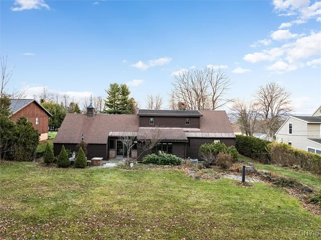 $395,000 | 107 Sedgewick Park, New Hartford, NY 13413