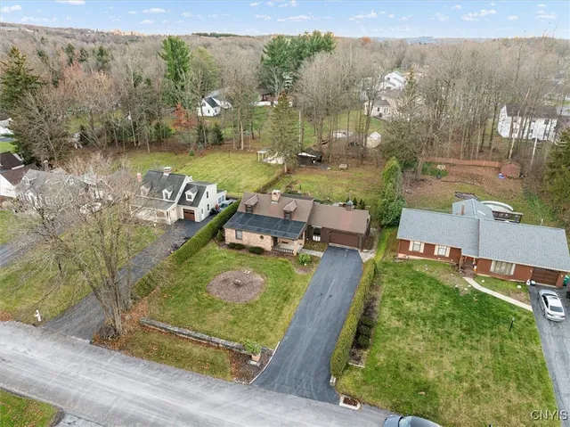 $395,000 | 107 Sedgewick Park, New Hartford, NY 13413