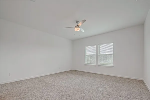 $2,395 | 1643 Solana Drive, Fresno, TX 77545