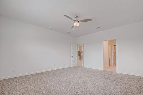 $2,395 | 1643 Solana Drive, Fresno, TX 77545