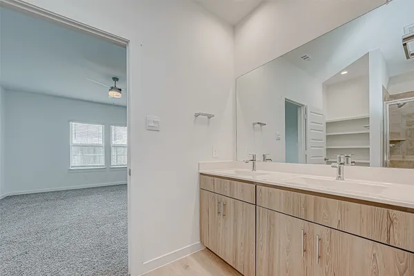 $2,395 | 1643 Solana Drive, Fresno, TX 77545