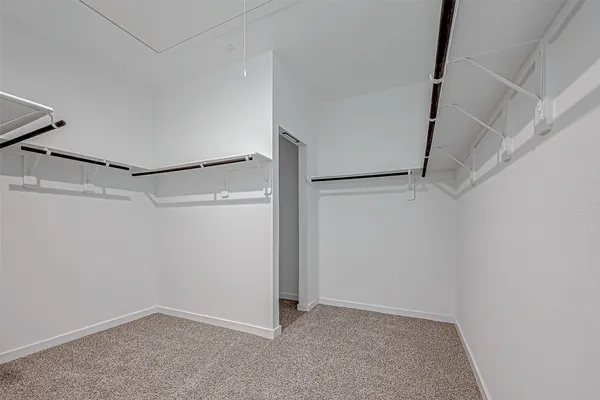 $2,395 | 1643 Solana Drive, Fresno, TX 77545