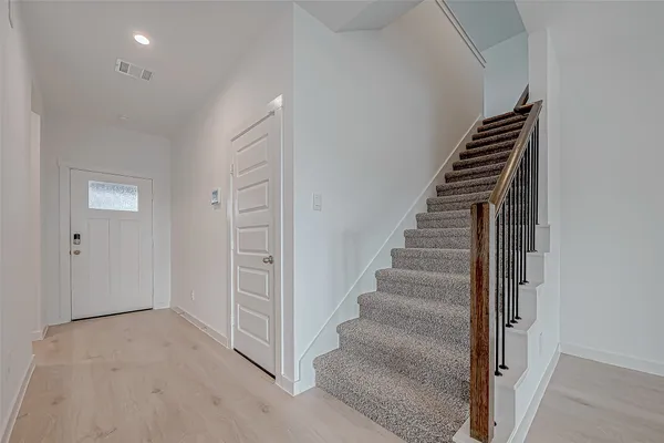 $2,395 | 1643 Solana Drive, Fresno, TX 77545