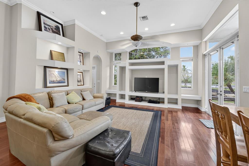 7961 Northwest 90th Avenue Tamarac, FL 33321 - Photo 19 of 40