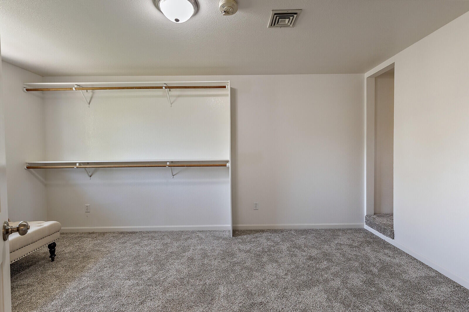 2922 Lower River Road Grants Pass, OR 97526 - Photo 54 of 72 Large primary closet