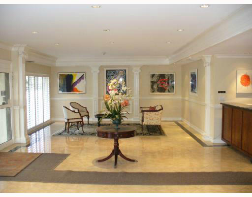 2066 North Ocean Boulevard, Unit 11SW Boca Raton, FL 33431 - Photo 4 of 25 ORT