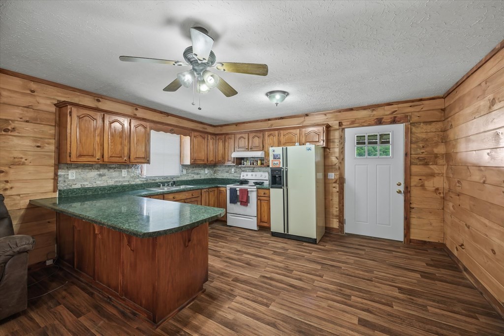 9614 Barnes Ridge Road Monroe, TN 38573 - Photo 9 of 22