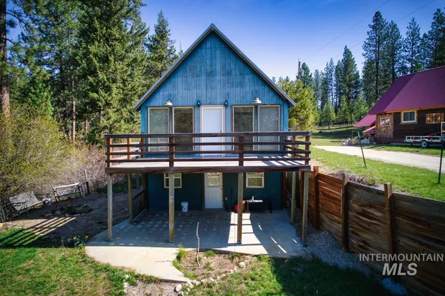 $349,900 | 4 Lookout Court, Garden Valley, ID 83622