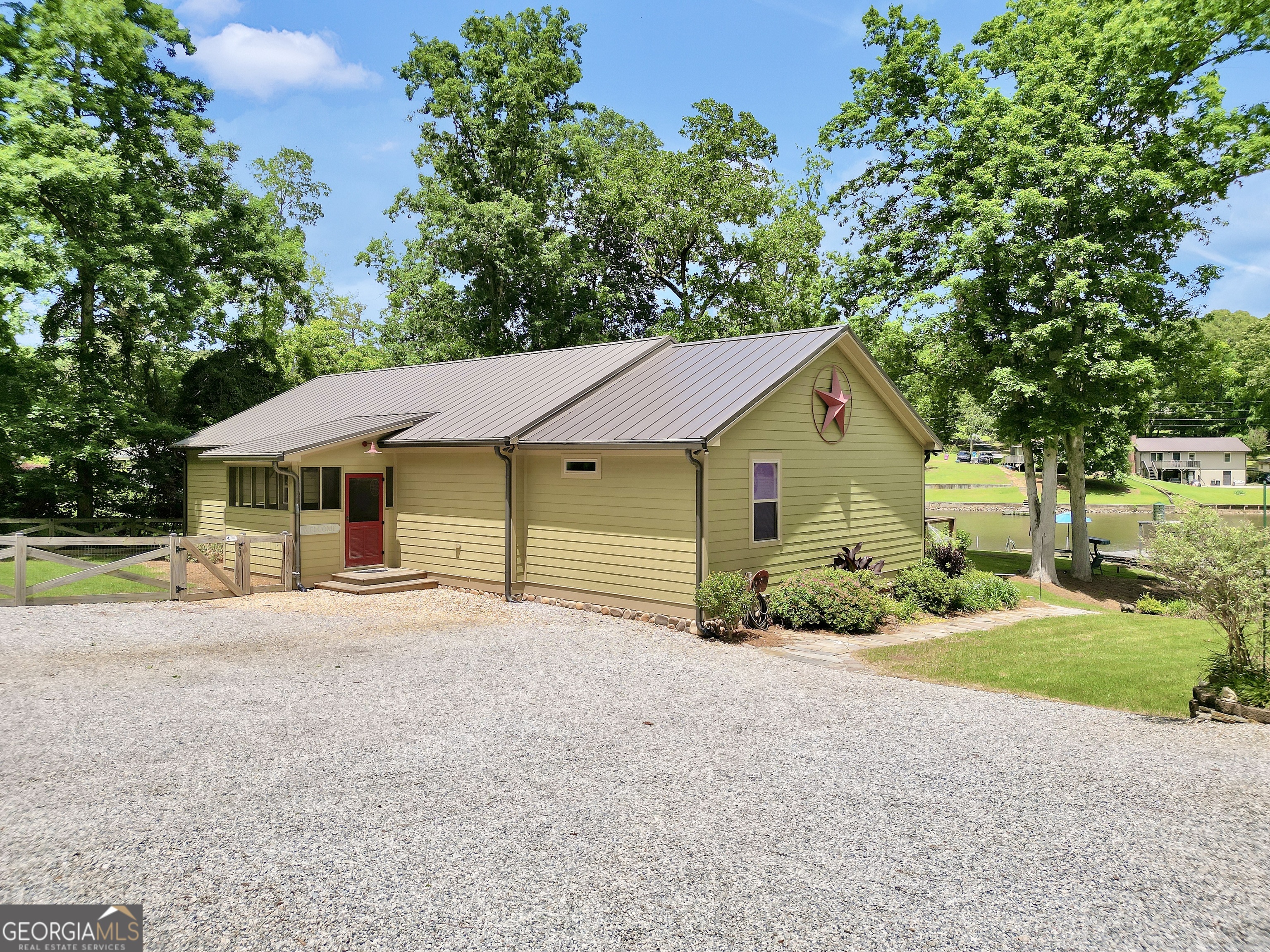 184 Bradley Road Jackson, GA 30233 - Photo 8 of 90