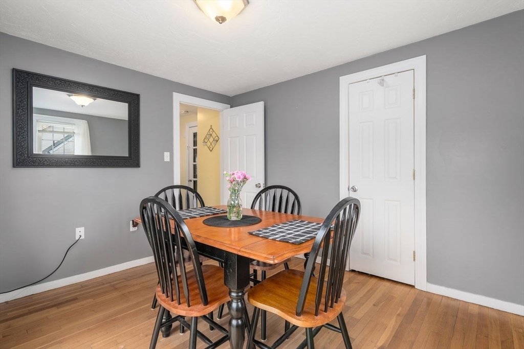 2 Pond Street Uxbridge, MA 01569 - Photo 14 of 25