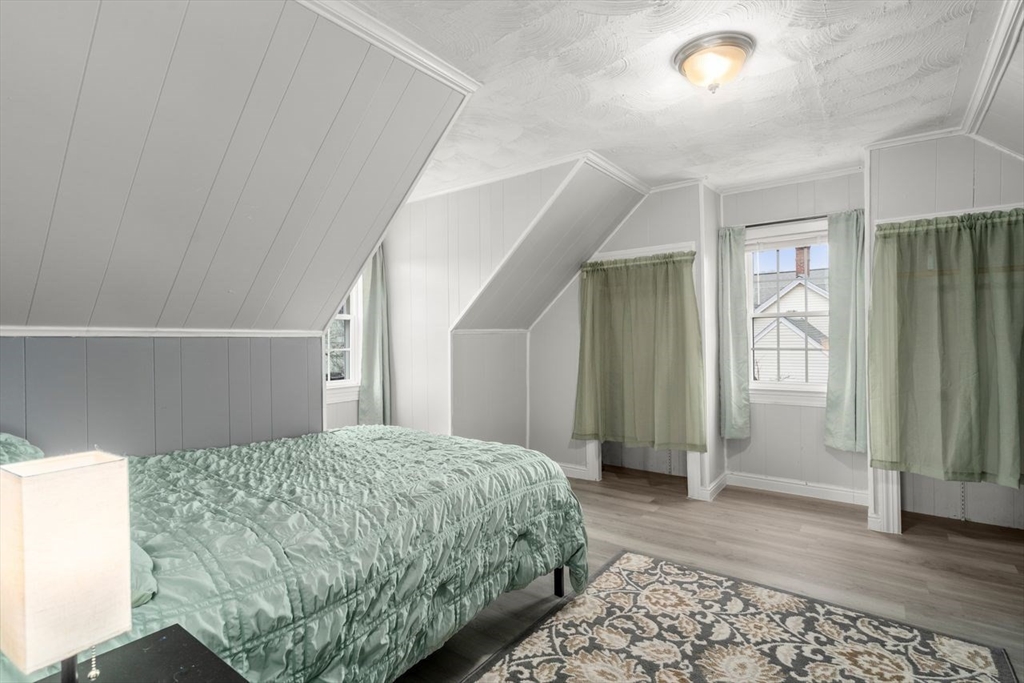 2 Pond Street Uxbridge, MA 01569 - Photo 18 of 25