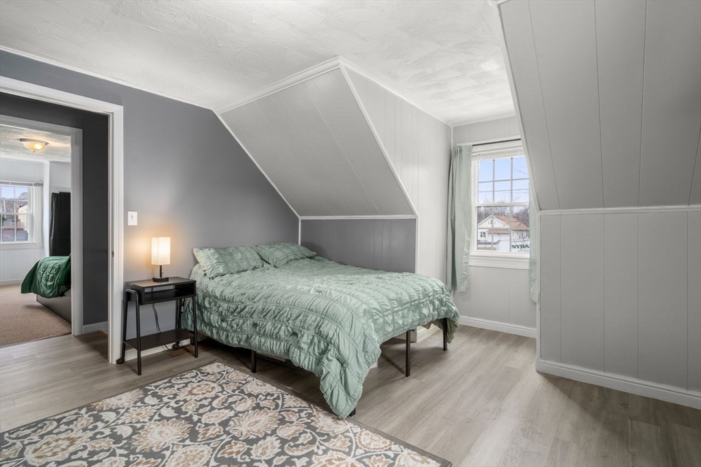 2 Pond Street Uxbridge, MA 01569 - Photo 19 of 25