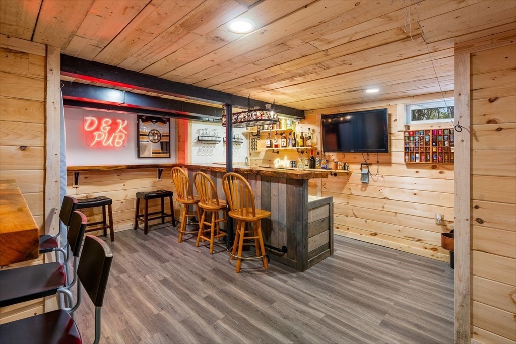 2 Pond Street Uxbridge, MA 01569 - Photo 21 of 25