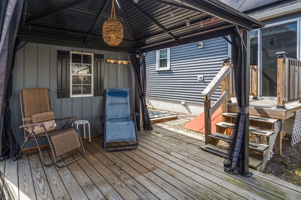 2 Pond Street Uxbridge, MA 01569 - Photo 23 of 25