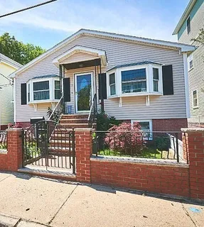 $5,250 | 71 Oak Street, Somerville, MA 02143