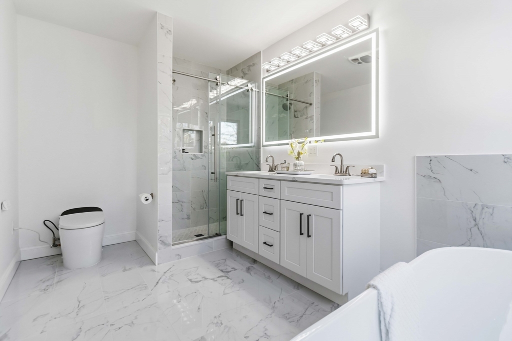 183 Gardner Street Hingham, MA 02043 - Photo 25 of 42