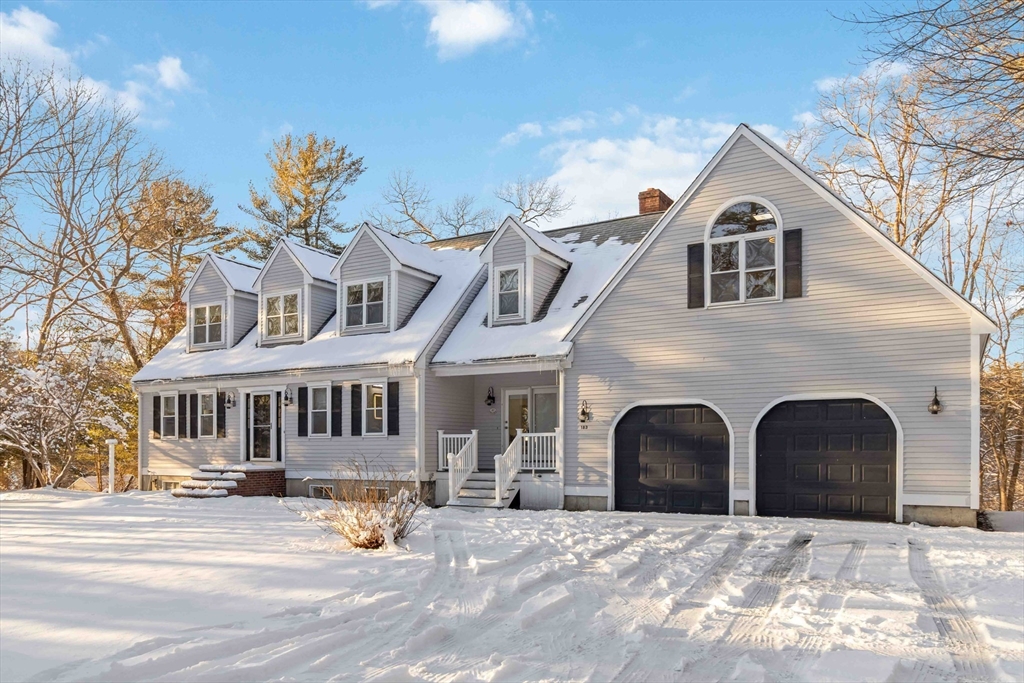 183 Gardner Street Hingham, MA 02043 - Photo 5 of 42