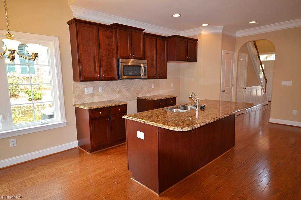 3824 Galloway Court High Point, NC 27265 - Photo 3 of 19 Gallery Image 3